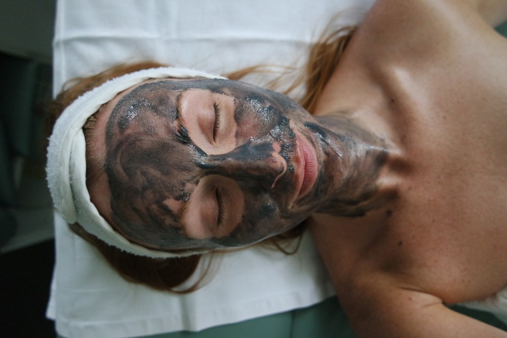 An Optimal Fall&nbsp;Facial